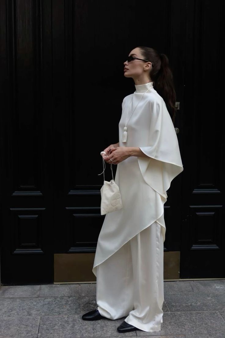 Bottega Veneta, The Row, Loro Piana vs. Mass Market