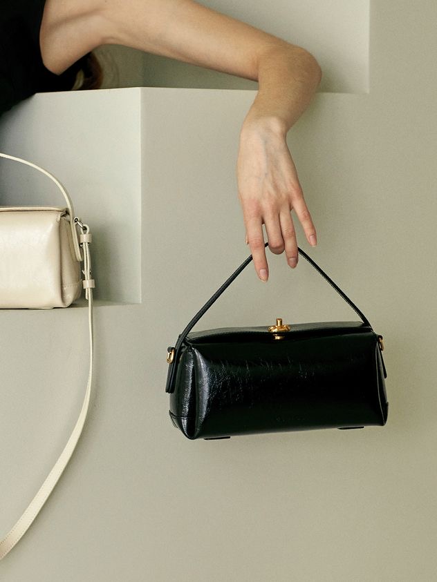 Bags Shopping Guide: October Edition